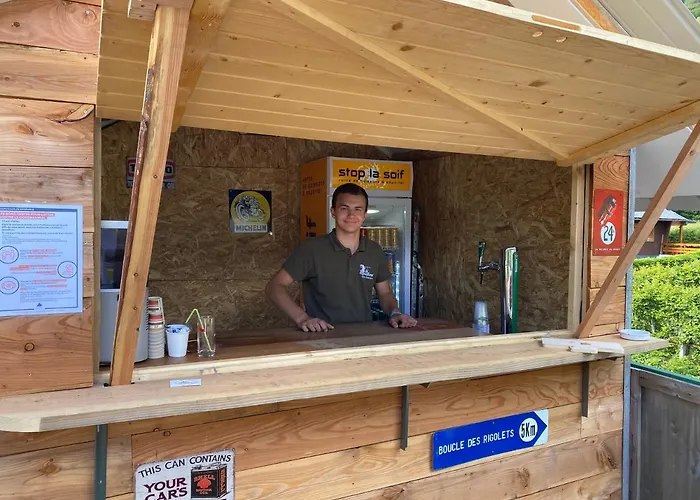 Отель Les Mouflons Ле-Мон-Дор